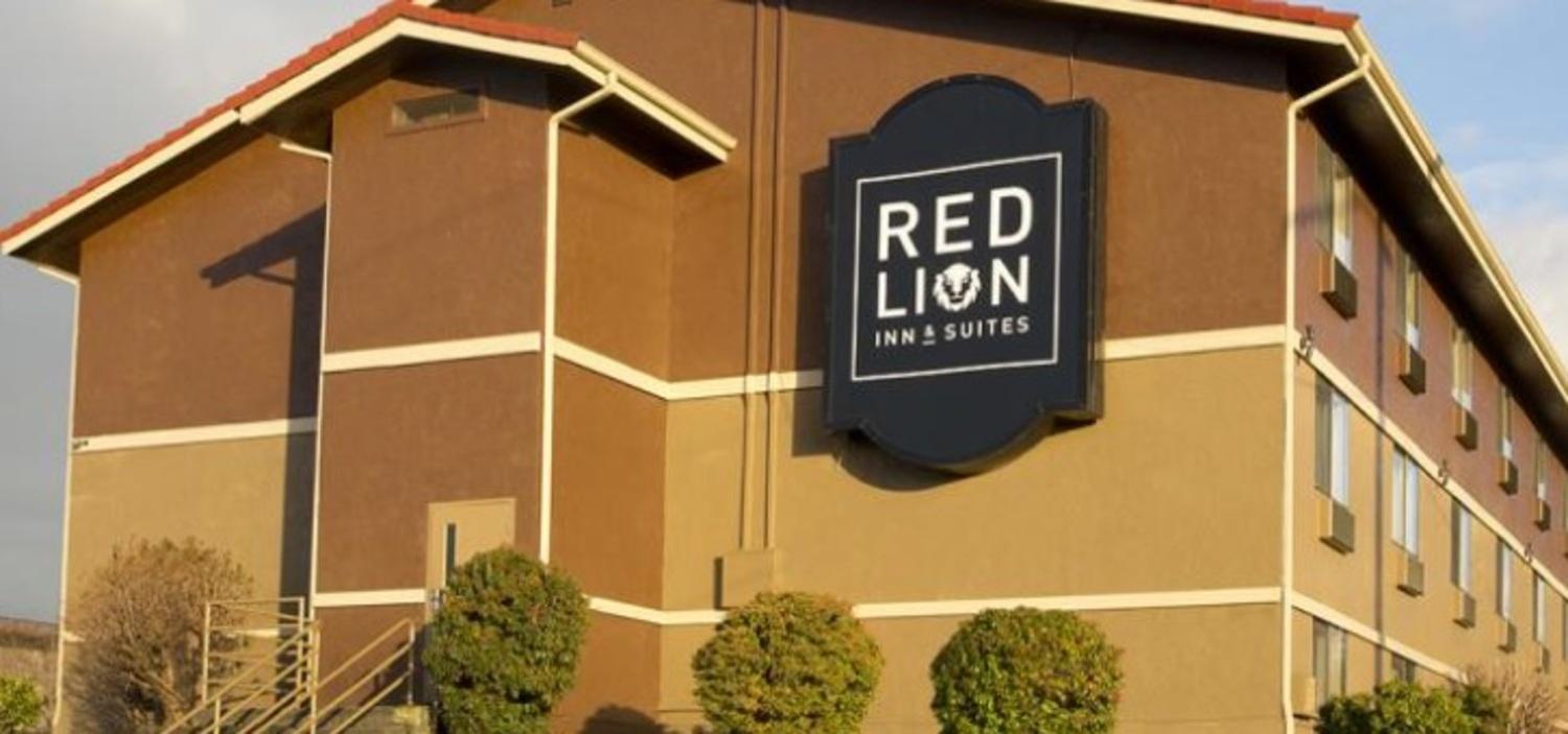 Red Lion Inn And Suites Federal Way Eksteriør bilde