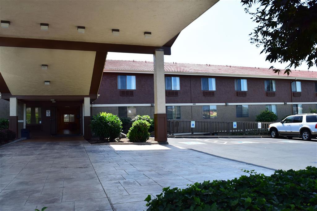 Red Lion Inn And Suites Federal Way Eksteriør bilde