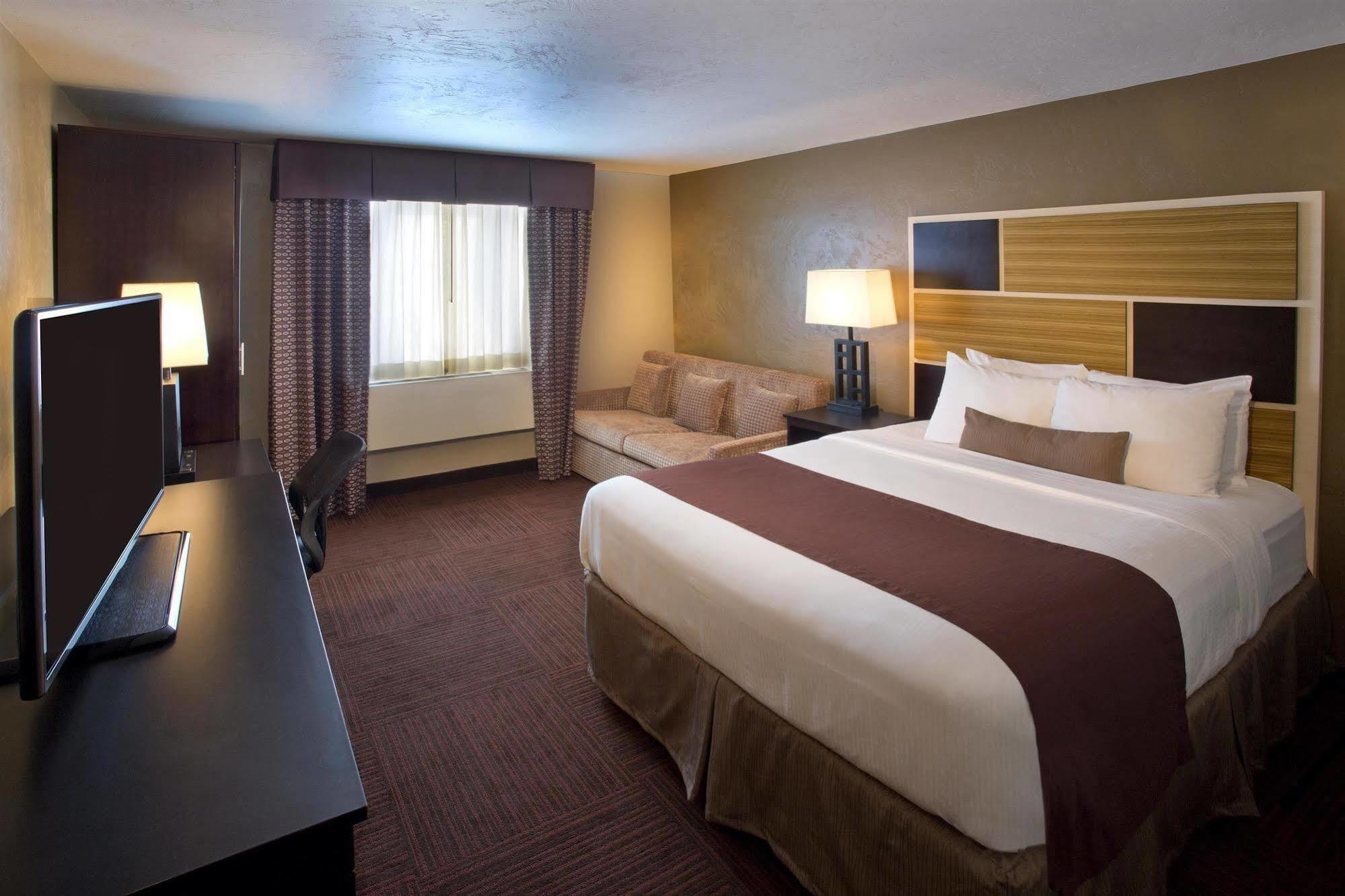 Red Lion Inn And Suites Federal Way Eksteriør bilde
